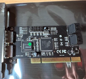 Carte PCI-E Rosewill PI43114-2X2A 2 X eSata + 4 SATA PCI 2,3, 32 bits, 33/66 MHz - Photo 1/3