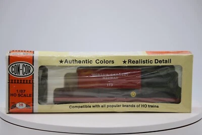 Con-Cor #85710 Royal American FLT Car w/ WRLDS LRGST MIDWY 27' Pup Trailer HO - Image 1 of 4