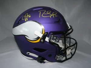 Randy Moss Justin Jefferson Signed Minnesota Vikings On Field Speed Flex Beckett - Picture 1 of 7