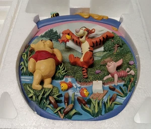 Bradford Exchange Winnie Puuh Wandbehang 3D Teller Fishin’ for Fun - Bild 1 von 9
