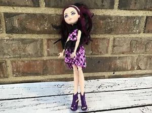 Ever After High Enchanted Picnic Raven Queen Doll - Picture 1 of 5