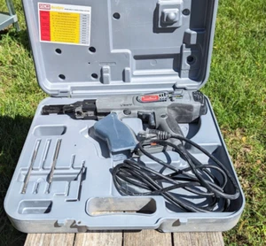 Senco DuraSpin DS200-AC Drywall/Deck Screw Driver Gun Collated Accessories Case - Picture 1 of 6
