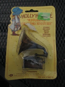 Vintage Holly Hobbie Diecast Phonograph Miniatures 1976 NOS - Bild 1 von 1
