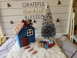 Christmas Decorations Indoor - Picture 1 of 2