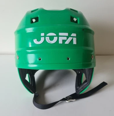 Capacete de hóquei no gelo verde JOFA 51280.  Estilo Irbe. Vintage anos 80 - Imagem 1 de 4