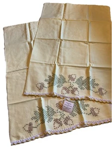 Vtg NWT Pillowcases Cross Stitched Crocheted Lace Lot Of 2 Yellow Acorns Leaves - Picture 1 of 10