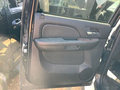 AVALNCH15 2008 Door Trim Panel Rear 4606711 Foto 1 de 4