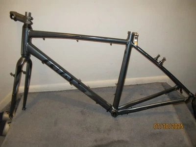Giant Escape Aluminum Hybrid Bike Frame/Fork Medium - Image 1 of 4