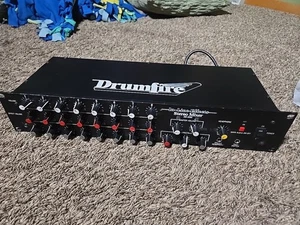 Mezclador estéreo de efectos en línea Drumfire SM-8000 - Imagen 1 de 10