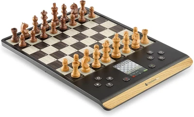 MILLENNIUM Chessgenius Pro Wood Edition M818 Schachcomputer – Edle Holzoptik Mit - Bild 1 von 4