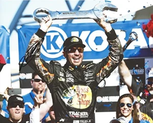 AUTOGRAPHED 2017 Martin Truex Jr. #78 Bass Pro Shops LAS VEGAS RACE WIN (Victory - Picture 1 of 1