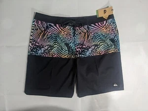 Clearance SIZE 40 Mens Quiksilver Boardshorts Division 20" Length PolyesterBlack - Picture 1 of 10