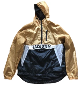 Men's WT02 Wind Breaker Size M Luxury Hooded Mesh Lined Colorblock 1/2 Zip - Picture 1 of 10