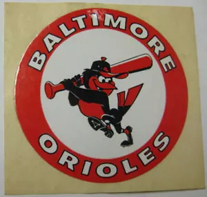 PEGATINA BALTIMORE ORIOLES, Calcomanía con PÁJARO con BATE, MARYLAND ML BÉISBOL alrededor de 1983 - Imagen 1 de 1
