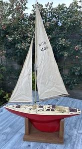 Tri-ang Osprey 24" Racing Yacht Ocean Cabin Racer Teich Yacht & Ständer Vintage 50er - Bild 1 von 24