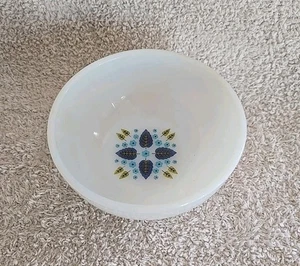 Vintage Anchor Hocking Fire King Swiss Chalet Milk Glass Soup Bowl Trinket Bowl - Picture 1 of 9