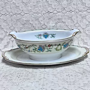 Noritake Norwich Gravy Boat wit Attached Underplate 3" Tall Floral Gold Trim Exc - Picture 1 of 7