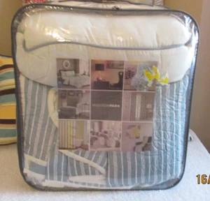 New Madison Park 6 Piece Day Bed Cover Set Blue Gray White - Picture 1 of 8
