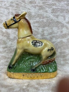🥃🥃🥃Ezra Brooks Missouri Mule Heritage China 24k Decanter EMPTY🥃🥃🥃 - Picture 1 of 7