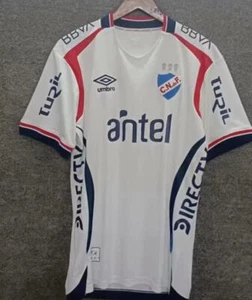 JERSEY MEN CLUB NACIONAL DE FOOTBA LL HOME 2025 - Picture 1 of 2
