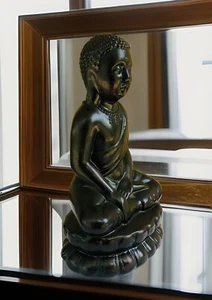 Buddha Ceramic statue 7 inches in height - Picture 1 of 7