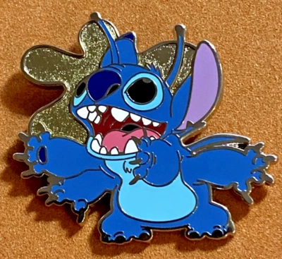 DISNEY WDW 2008 DELUXE RED LANYARD STARTER SET STITCH WITH 4 ARMS PIN - Image 1 of 2