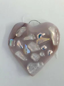 Heart Sun Catcher fused Pink with dicro sparkles 3 x 3in New for Valentine Day - Picture 1 of 1
