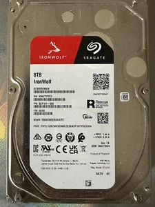 Seagate IronWolf 8TB SATA III 3.5" Disco Rigido Interno Nas - Afbeelding 1 van 3