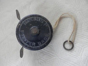 Antique Laundry Clothes Line Reel w/ 16ft line - Pfeffer Bros. Champaign IL - Picture 1 of 7