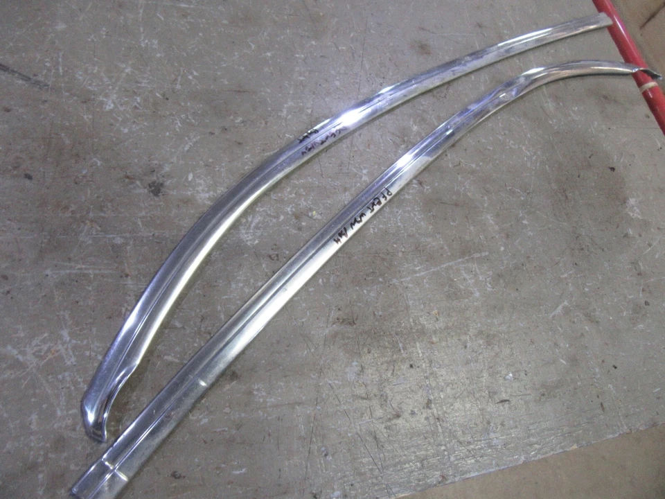 1965 1966 Cadillac Deville внешняя нижняя отделка лобового стекла молдинги - Изображение 1 из 4