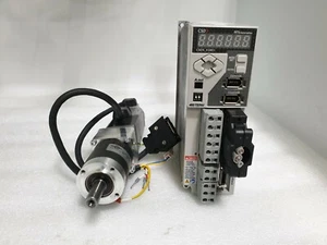 RS OEMAX SERVO DRIVE 100W CSD5_02BX1 + MOTOR CSMT-01BR1ABT3 + NEUGART PLE40 - Picture 1 of 10