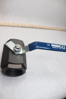 Válvula de bola en línea Nibco acero al carbono 1500 WOG 2" T580CSR66 Foto 1 de 3