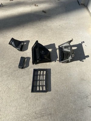 CAJA FILTRO DE AIRE OEM USADA | NISSAN SKYLINE GT-R R32 BNR32 Foto 1 de 4