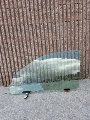 Lexus LS430 Front Driver's Door Window Glass Tempered 2001-2006 OEM 113D - Image 1 of 4