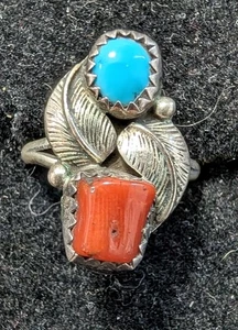 Vintage Navajo Turquoise & Coral Sterling Silver with Leaf & Beads Ladies Ring 5 - Picture 1 of 5