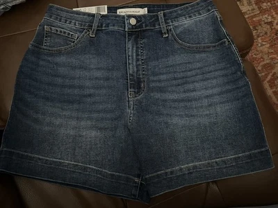 Pantalones Cortos Rebecca Minkoff RM Años 90 Talla 10 Lavado Medio Tiro Alto Nuevos con Etiquetas Relajado 5” Entrepierna Foto 1 de 4