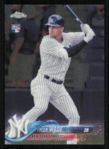 2018 Topps Chrome #32 Tyler Wade RC - Picture 1 of 2