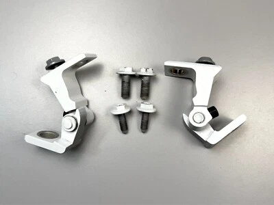 2011 - 2018 Volkswagen Touareg RIGHT Side Door Hinge Set + Bolts OEM - Image 1 of 4