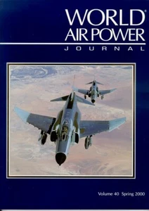WORLD AIR POWER JOURNAL V40 HBDJ RCAF CANADIAN ARMED FORCES_USN A-4_F-4 PHANTOM - Picture 1 of 4