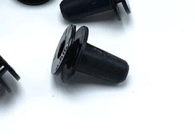 GENUINE BRAND NEW HYUNDAI SANTA FE 10 2009-2012 REAR COMBINATION LAMP HOUSING - Image 1 of 2