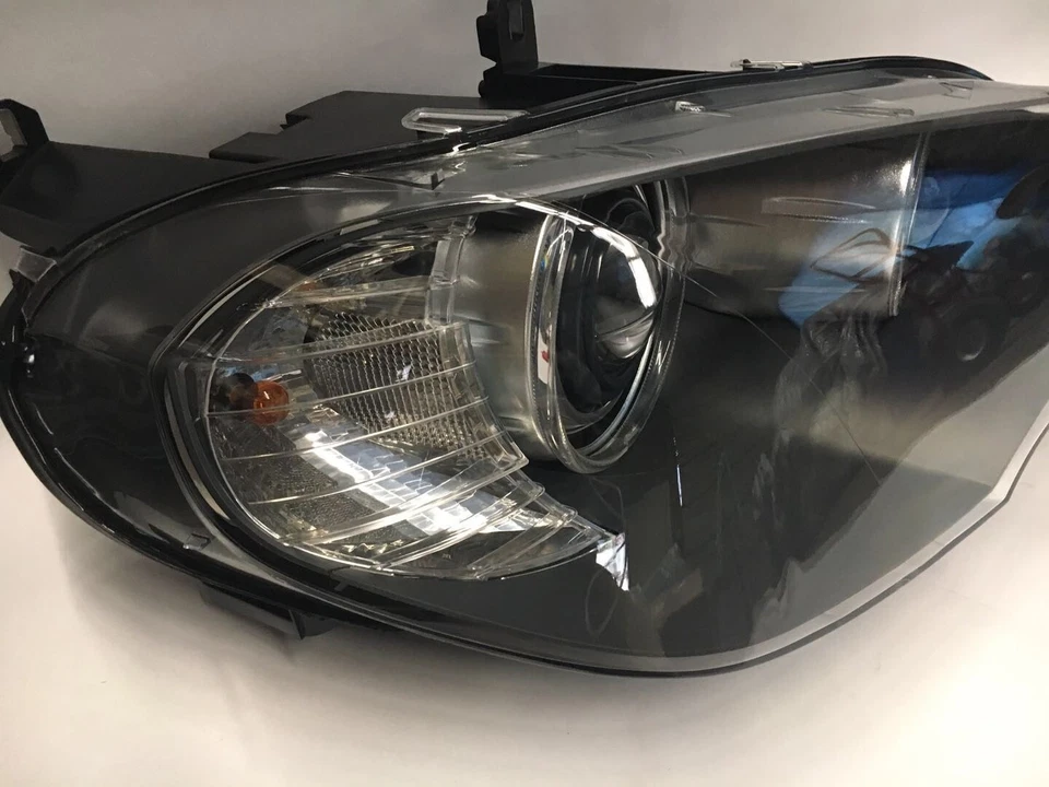 Farol xenônio HID AFS lado direito do passageiro para 2007-2011 BMW X5 (63117289002) - Imagem 1 de 4