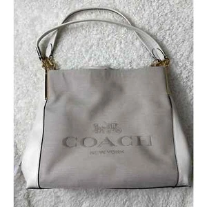 Coach Dalton 31 Horse And Carriage Jacquard Chalk Shoulder Bag - Picture 1 of 8