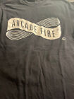 T-shirt Arcade Fire EN globe logo na rękawie Small Prawie miętowy biały na czarnym ładny