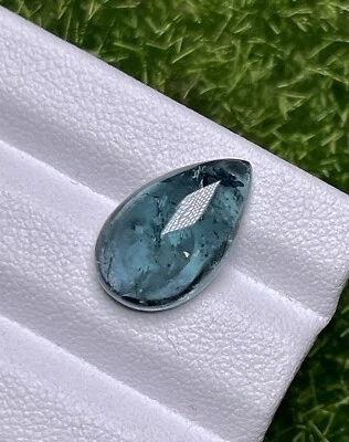 Maravilloso cabujón de turmalina con rodamiento de cobre 100 % natural de 5,96 quilates Foto 1 de 4