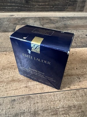Estee Lauder Double Wear Mineral Rich Loose Powder Makeup INTENSITY 3.0 - Image 1 of 4