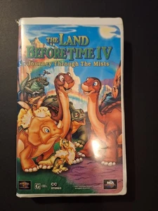 The Land Before Time IV: Journey Through The Mists  1995 VHS, Clamshell - Picture 1 of 3