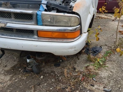 Chevrolet Blazer S10/jimmy S15 Front Bumper - Oem WKKUQ Foto 1 de 4