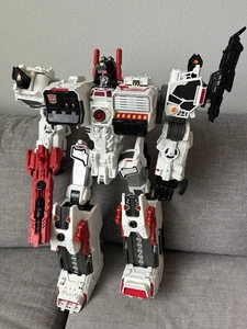 Transformers Generations Japan - TG23 Fall of Cybertron - Metroplex Takara Tomy - Picture 1 of 22