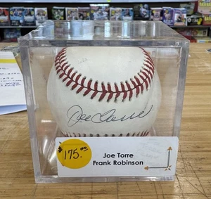 Joe Torre, Frank Robinson HOF New York Yankees Signed Auth Baseball In Case - Picture 1 of 2