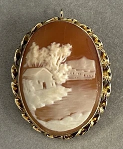 VINTAGE 14K YELLOW GOLD SHELL CAMEO "CABIN ON LAKE" PENDANT PIN BROOCH - Picture 1 of 6